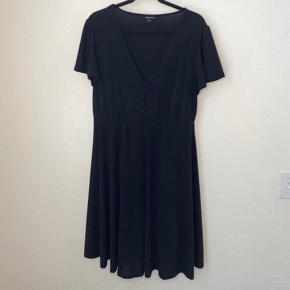 torrid Dresses & Skirts - Torrid short sleeve black midi dress▪️size 2